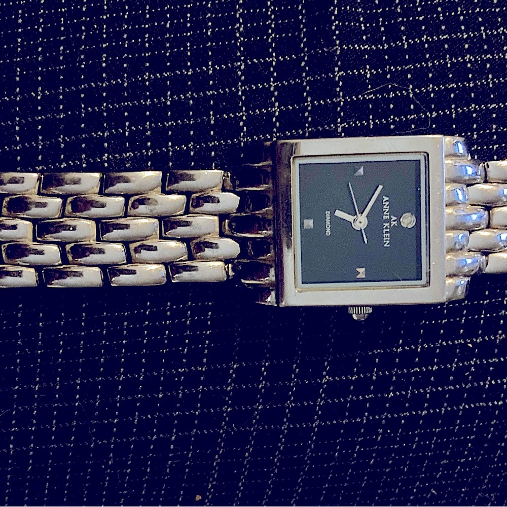 Ann e Klein, silver watch